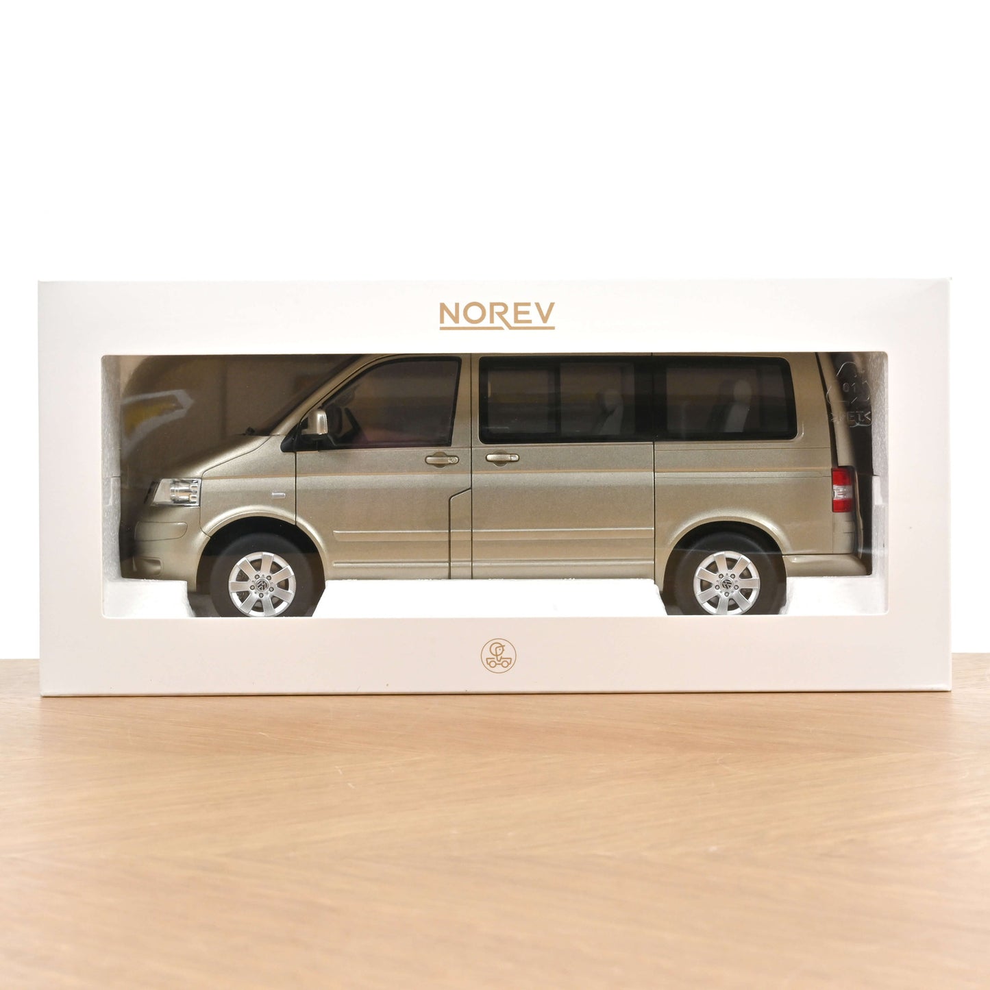 VW Volkswagen Multivan 2003 Wheat Beige metallic