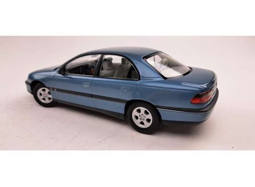 Opel Omega B - polar blue metallic - 1996