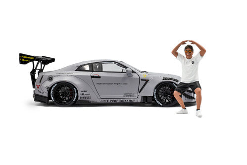 NISSAN - GT-R (R35) TYPE 2 LIBERTY WALK LB WORKS COUPE WITH AMERICAN DIORAMA FIGURE 2018 - GREY