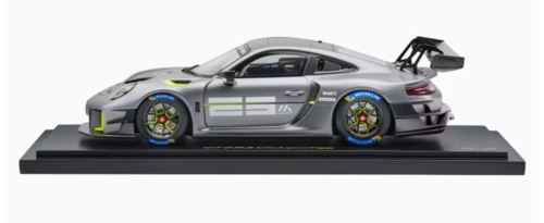Porsche 911 GT2 RS CLUBSPORT 25