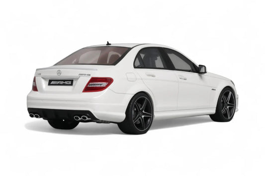 MERCEDES-BENZ C63 AMG DIAMOND WHITE 2007