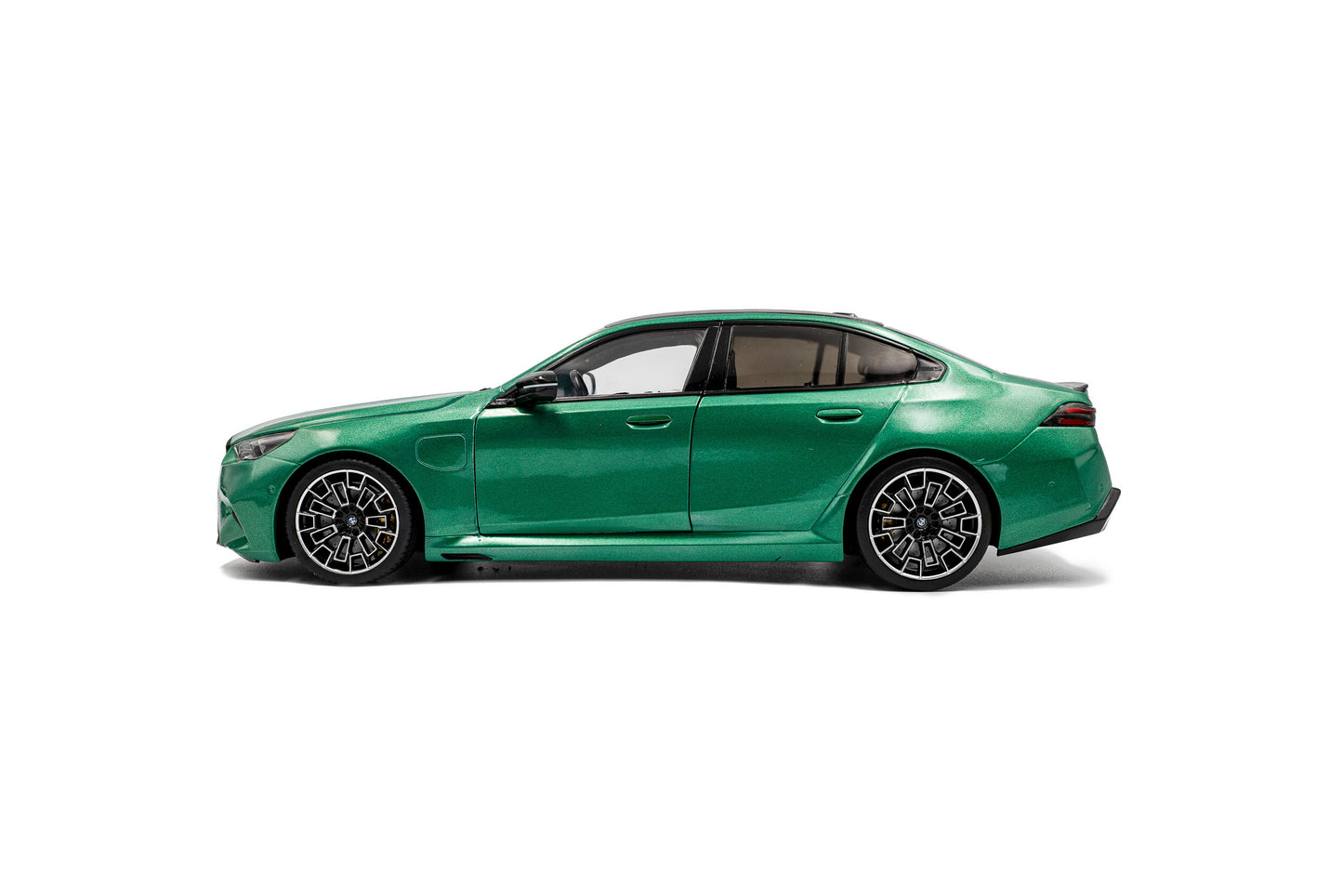 BMW - 5-SERIES M5 (G90) 2025 - GREEN MET
