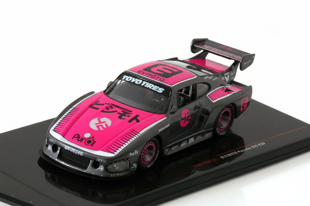 Porsche 935 K3V #42 Toyo Tires, graumetallic/rosa/silber