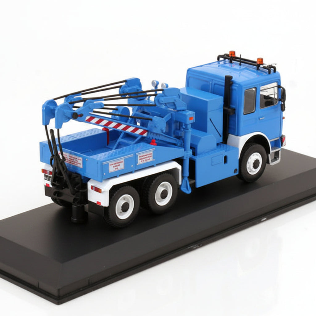 MAN F8 26.281 Tractor Truck 1982, blau