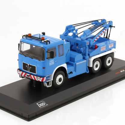MAN F8 26.281 Tractor Truck 1982, blau