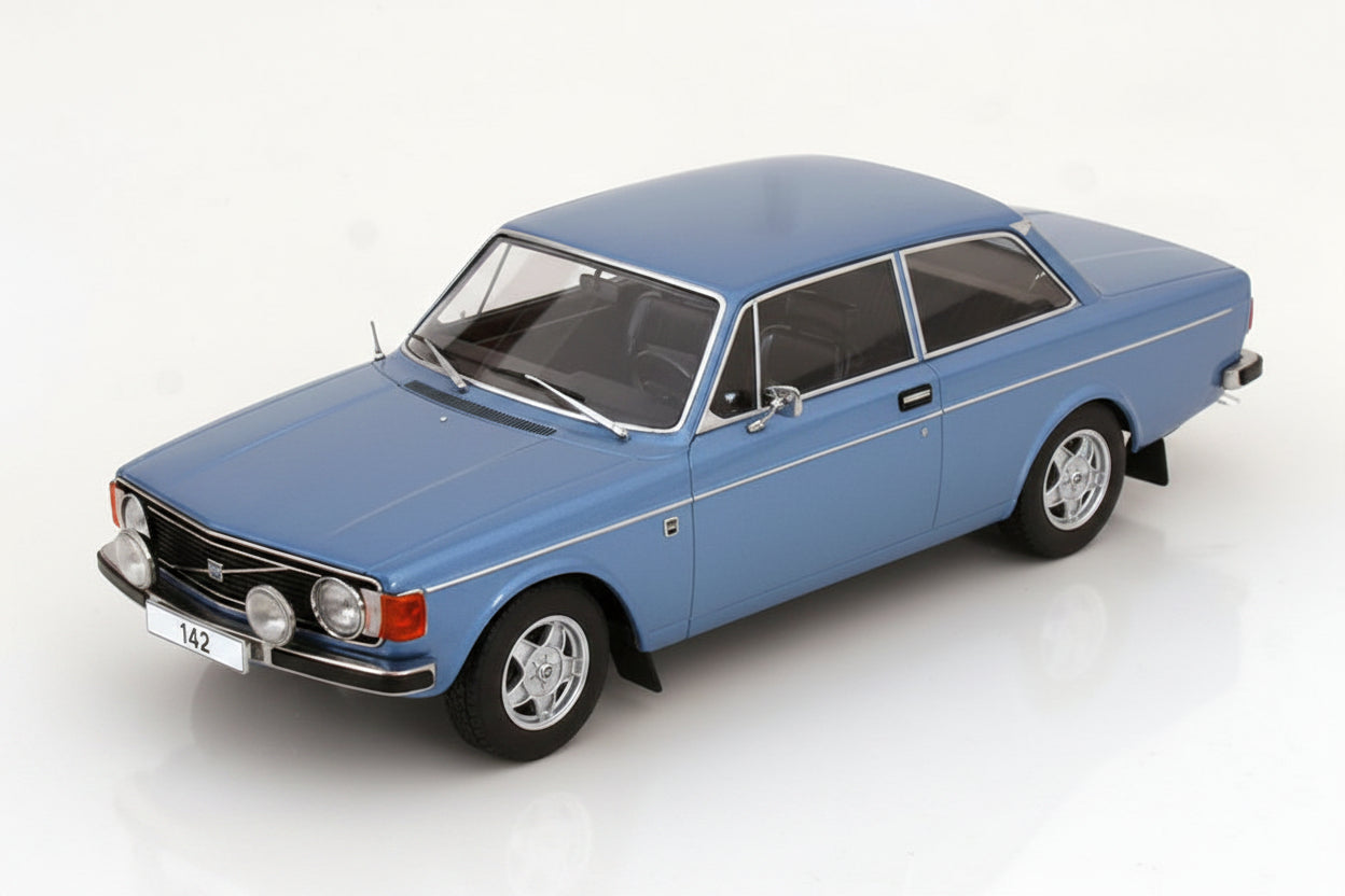 Volvo 142, metallic-blau, 1973
