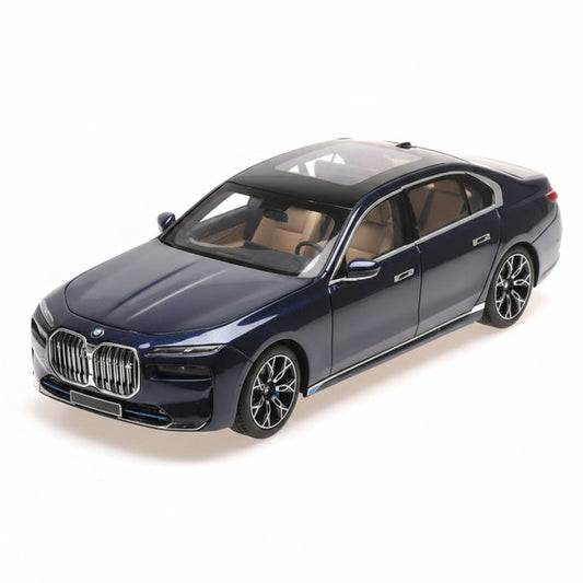 BMW i7 – 2022 – BLUE METALLIC