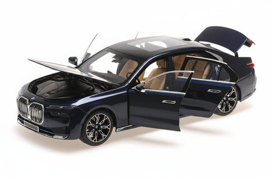 BMW i7 – 2022 – BLUE METALLIC