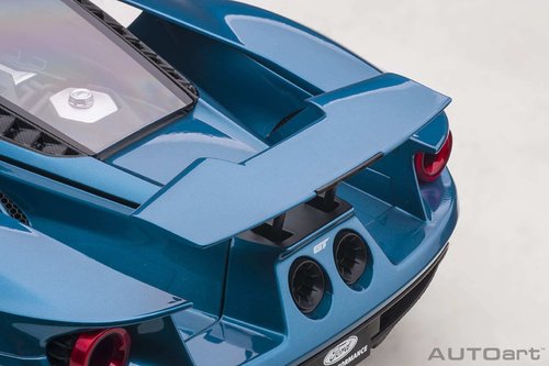 Ford GT 2017 liquid blue