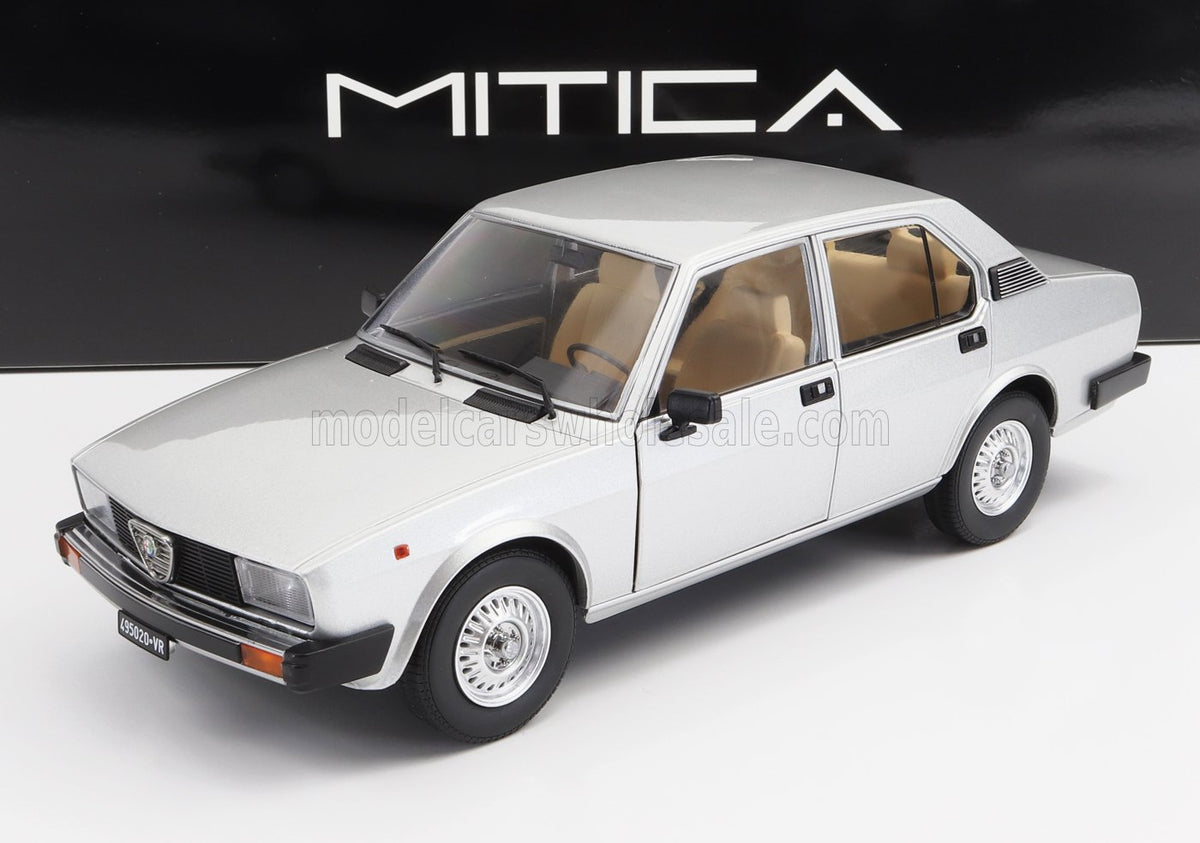 ALFA ROMEO - ALFETTA BERLINA 2000L 1978 - SILVER 749