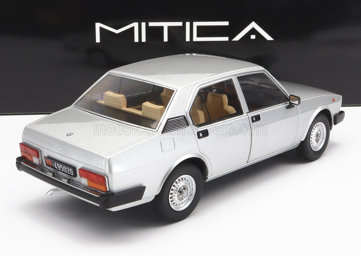 ALFA ROMEO - ALFETTA BERLINA 2000L 1978 - SILVER 749