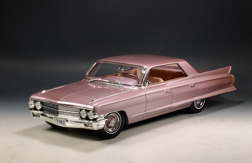 CADILLAC - SEDAN DE VILLE 1962 - HEATHER PINK MET