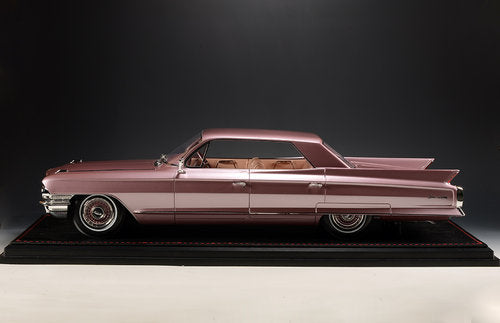 CADILLAC - SEDAN DE VILLE 1962 - HEATHER PINK MET