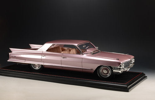 CADILLAC - SEDAN DE VILLE 1962 - HEATHER PINK MET