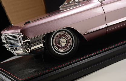 CADILLAC - SEDAN DE VILLE 1962 - HEATHER PINK MET