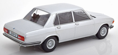BMW 3.0S E3 2.series 1971  silver