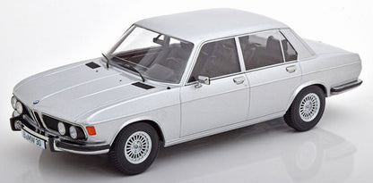 BMW 3.0S E3 2.series 1971  silver