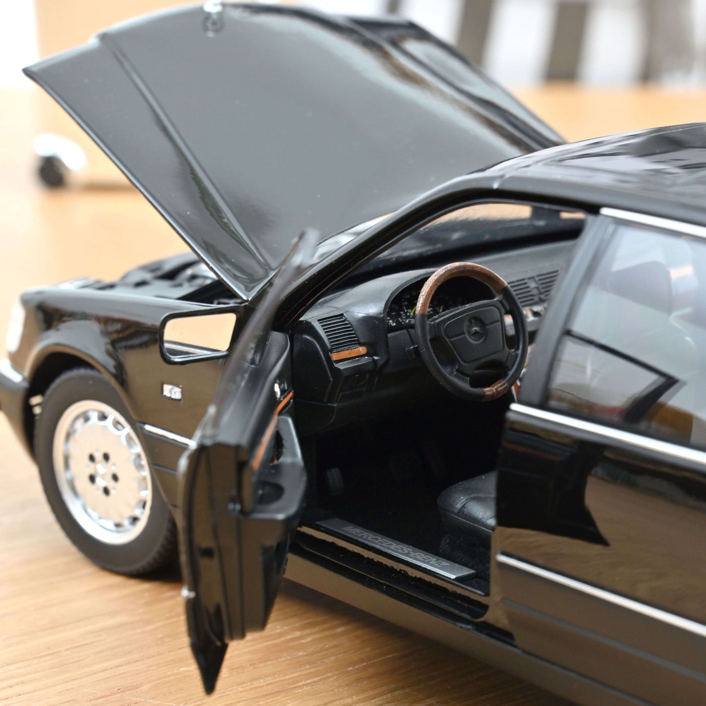 Mercedes-Benz S600 1997 Obsidian Black metallic
