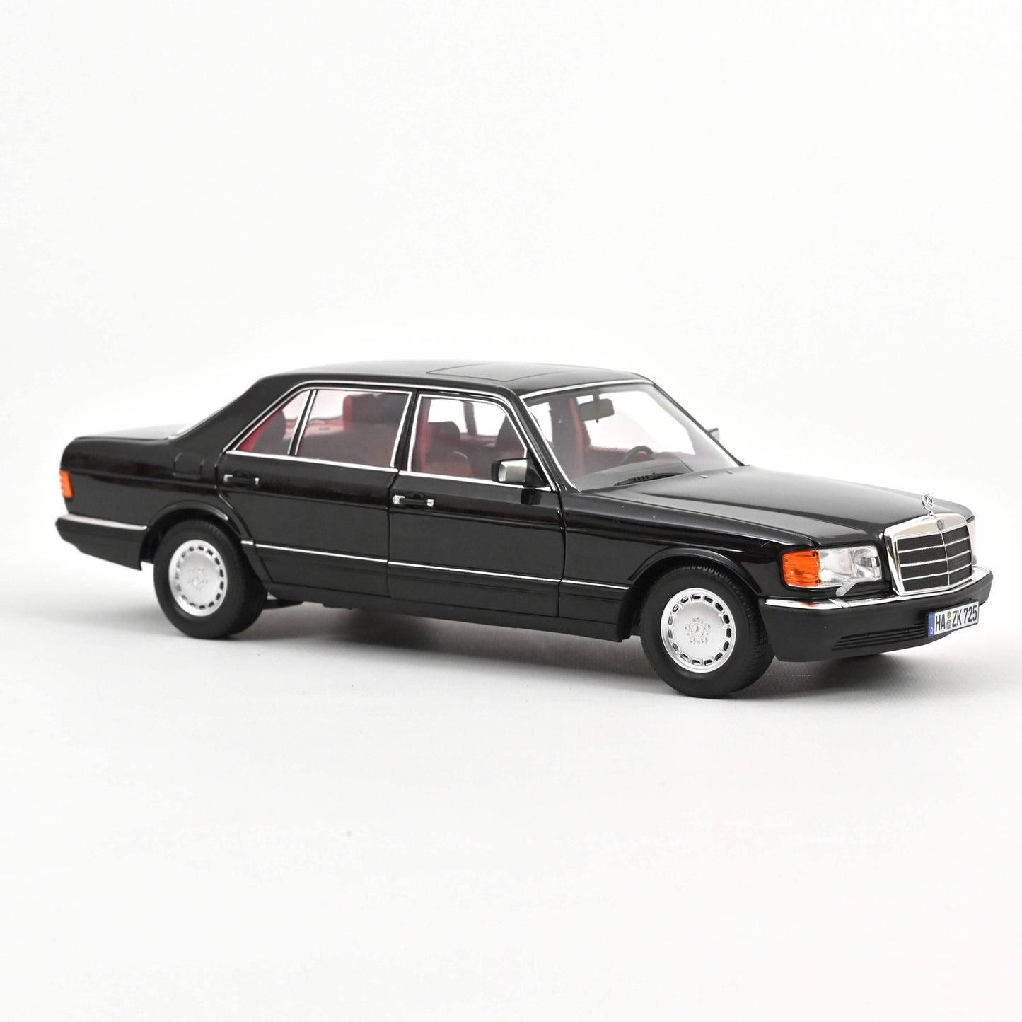 Mercedes-Benz 560 SEL 1991 Black