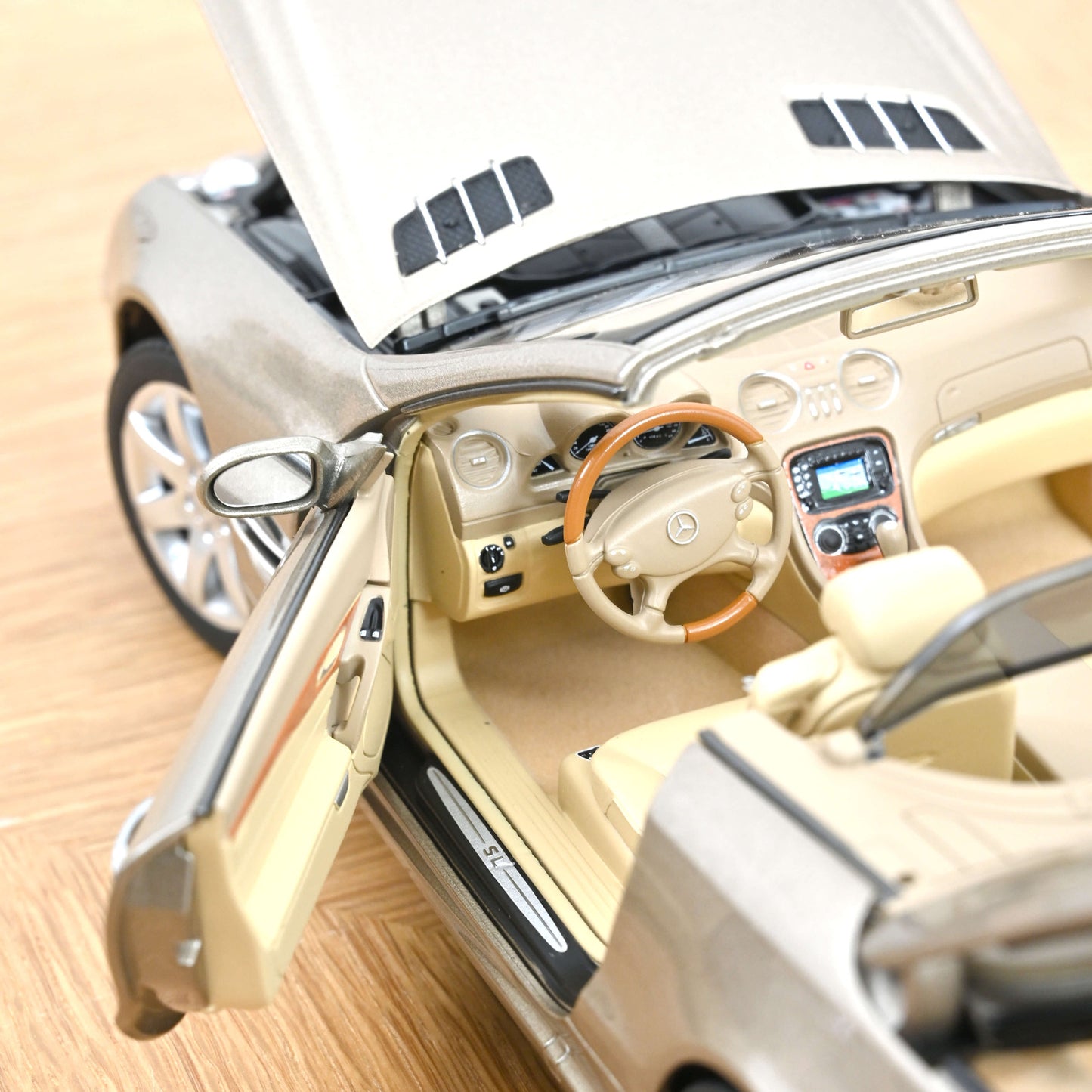 Mercedes-Benz SL 500 2003 Travertine Beige