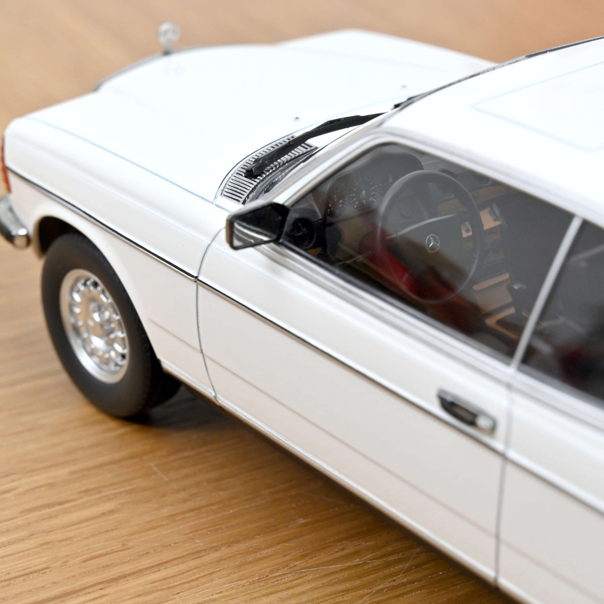 Mercedes-Benz 280 CE 1980 Weiß
