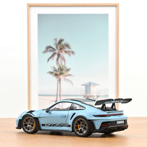 Porsche 911 GT3 RS w/Weissach Pack 2022 Light blue