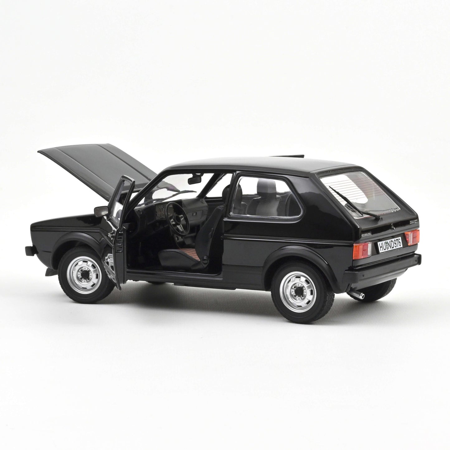 VOLKSWAGEN - GOLF GTI 1976 - BLACK