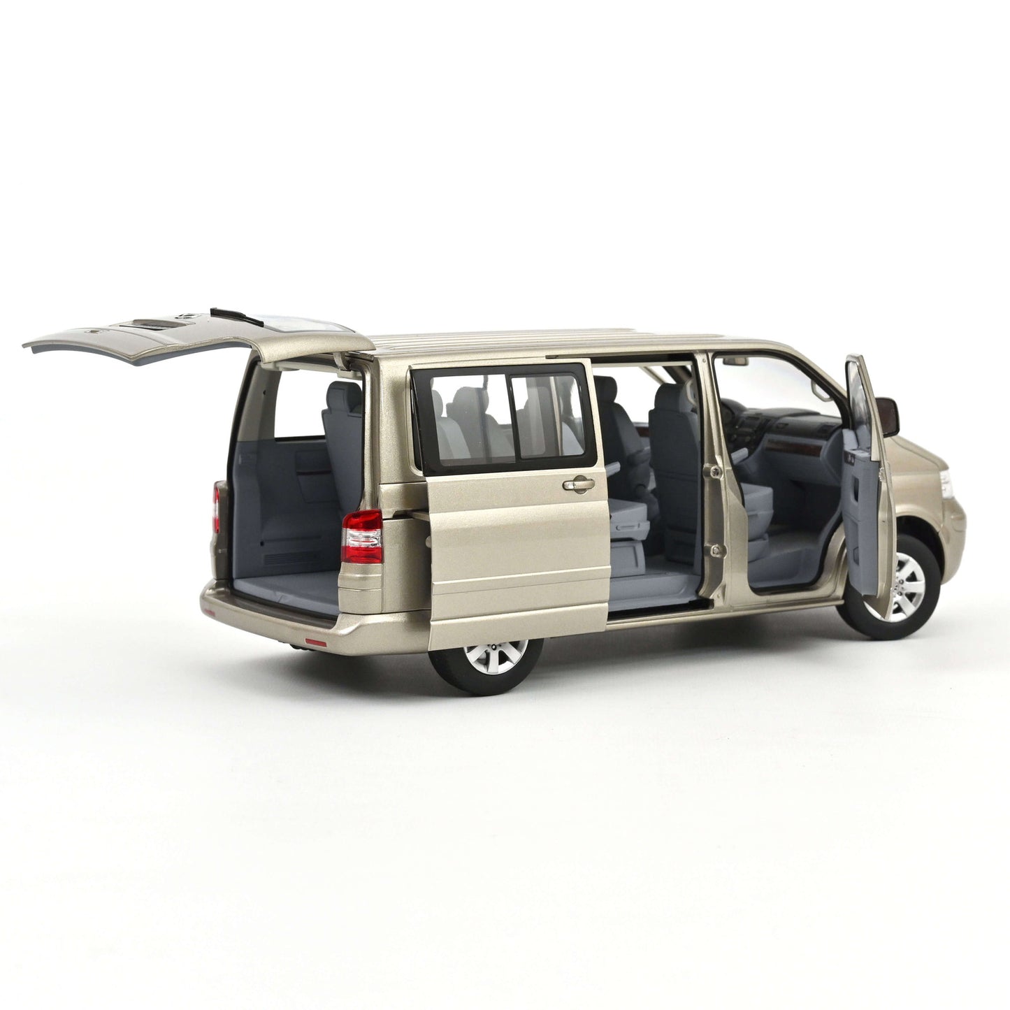 VW Volkswagen Multivan 2003 Wheat Beige metallic