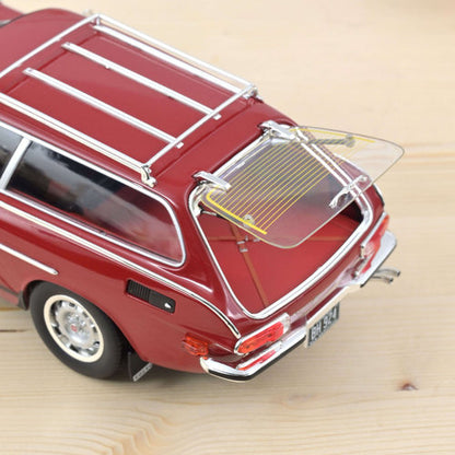 Volvo 1800 ES US-Version 1972 rot mit Seitenstreifen