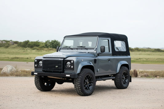 LAND ROVER - DEFENDER 90 PICK-UP SOFT-TOP 2016 - SILVER