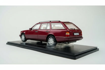 Mercedes E-Class T Model, almandine red 1995