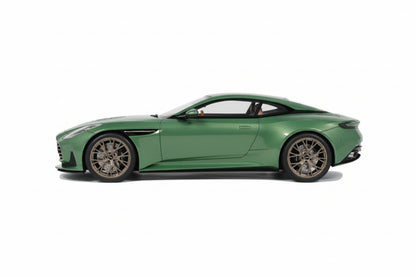 Aston Martin DB12 Vantage Green 2023