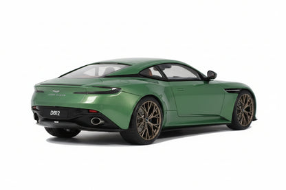 Aston Martin DB12 Vantage Green 2023