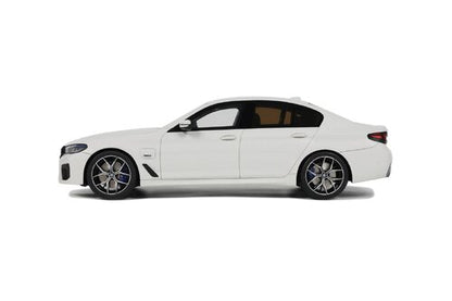 BMW 545E X DRIVE SALOON M SPORT ALPINE WHITE III 2023