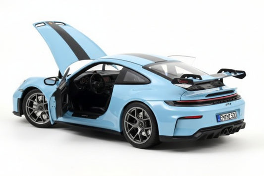 Porsche 911 GT3 w/Weissach Pack 2025 Gulfblue