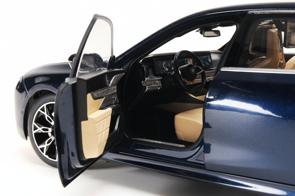 BMW i7 – 2022 – BLUE METALLIC