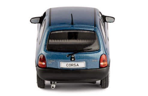 Opel Corsa B Swing grün 1995 mit Vitrine