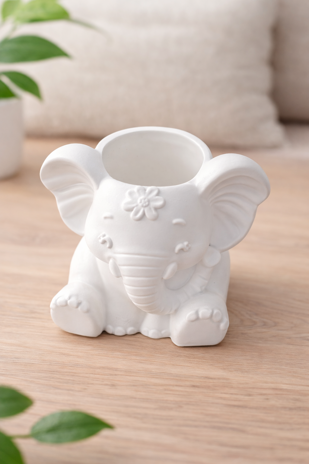 Deko Elefant Blumentopf & Stiftehalter Weiß – aus Gießkeramik (Gips)