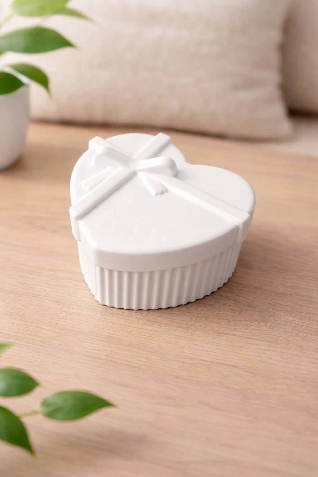 Handgegossene Herzdose – liebevolle Geschenkbox - Schmuckdose für besondere Momente
