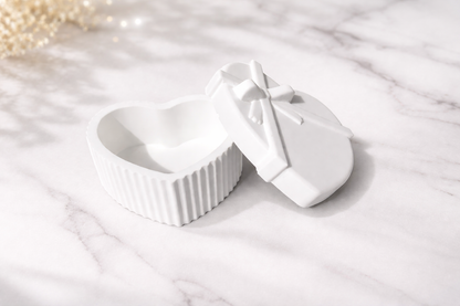 Handgegossene Herzdose – liebevolle Geschenkbox - Schmuckdose für besondere Momente