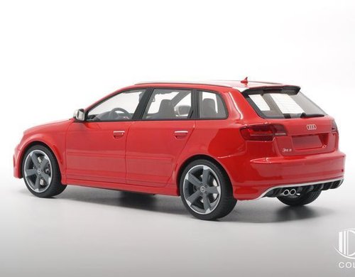 Audi RS3 2011 (grey wheels) Misano red - Innenfarbe schwarz
