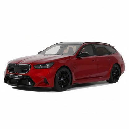 BMW M5 TOURING RED 2025