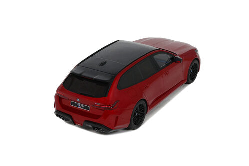 BMW M5 TOURING RED 2025