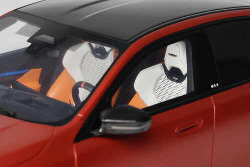 BMW M5 PEABLE BEACH ORANGE 2025