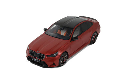 BMW M5 PEABLE BEACH ORANGE 2025