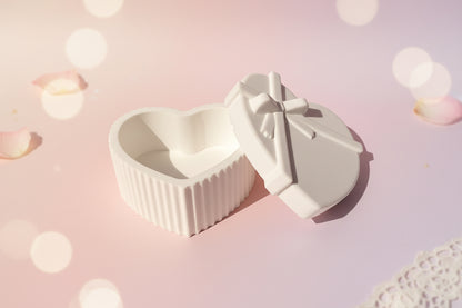 Handgegossene Herzdose – liebevolle Geschenkbox - Schmuckdose für besondere Momente