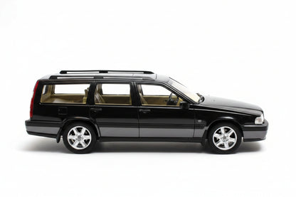 VOLVO - V70 XC CROSS COUNTRY SW STATION WAGON 1996 - BLACK