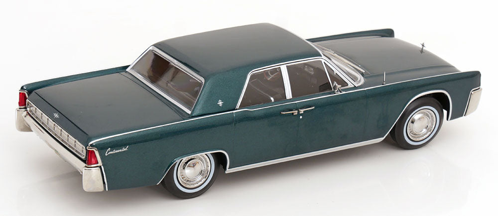 Lincoln Continental Sedan Matrix Reloaded & Revolutions 1963 dunkelgrün-metallic