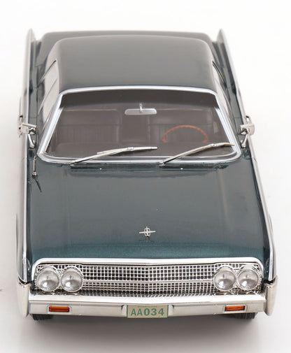 Lincoln Continental Sedan Matrix Reloaded & Revolutions 1963 dunkelgrün-metallic