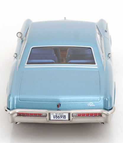 Buick Riviera 1965 hellblau-metallic